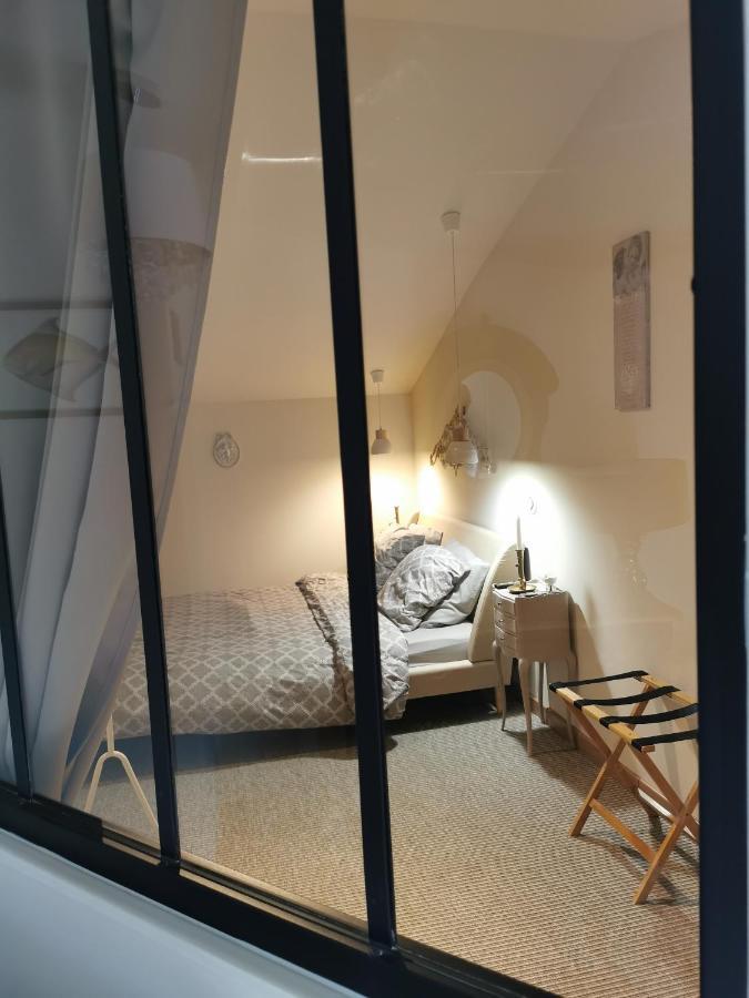 Au Domaine De Gigie Bed & Breakfast Chervettes Bagian luar foto